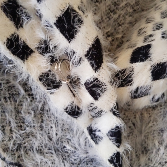 Sioni Black and White Mixed Fabric Cardigan Vest size Petite SP/MP - Picture 2 of 9
